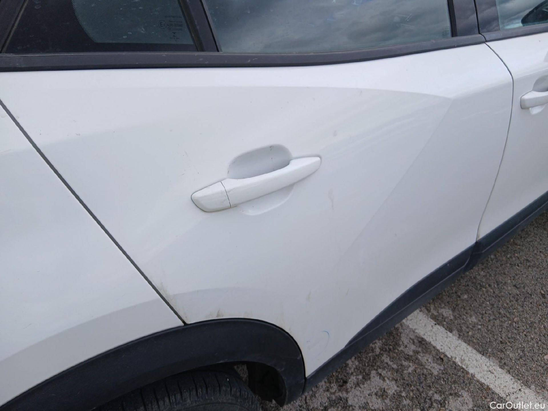  Peugeot  2008 PEUGEOT  / 2019 / 5P / todoterreno Active BlueHDI 81kW (110CV) #39