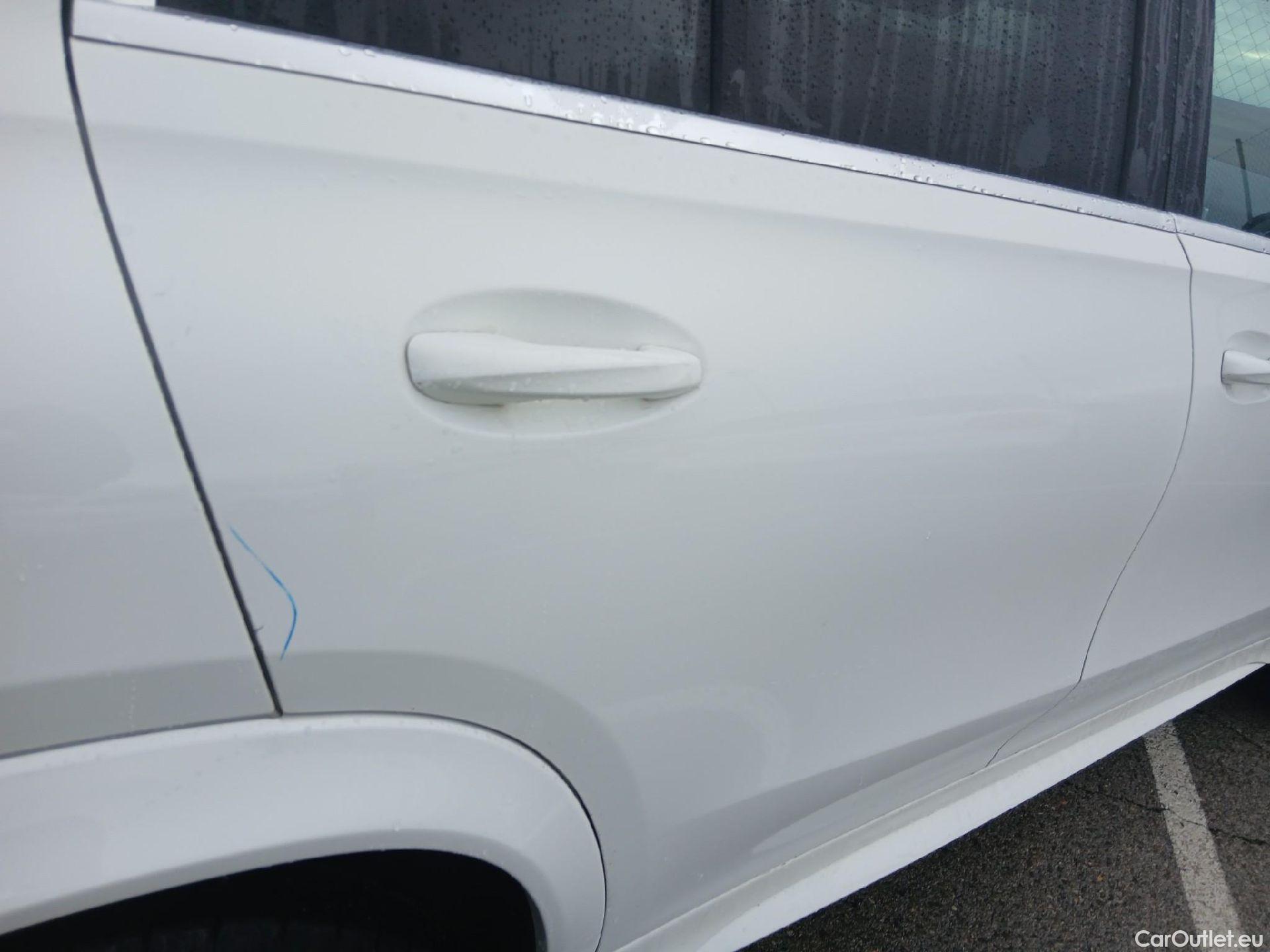  Mercedes  G-Klasee MERCEDES-BENZ GLE / 2018 / 5P / todoterreno GLE 300 d 4MATIC #17