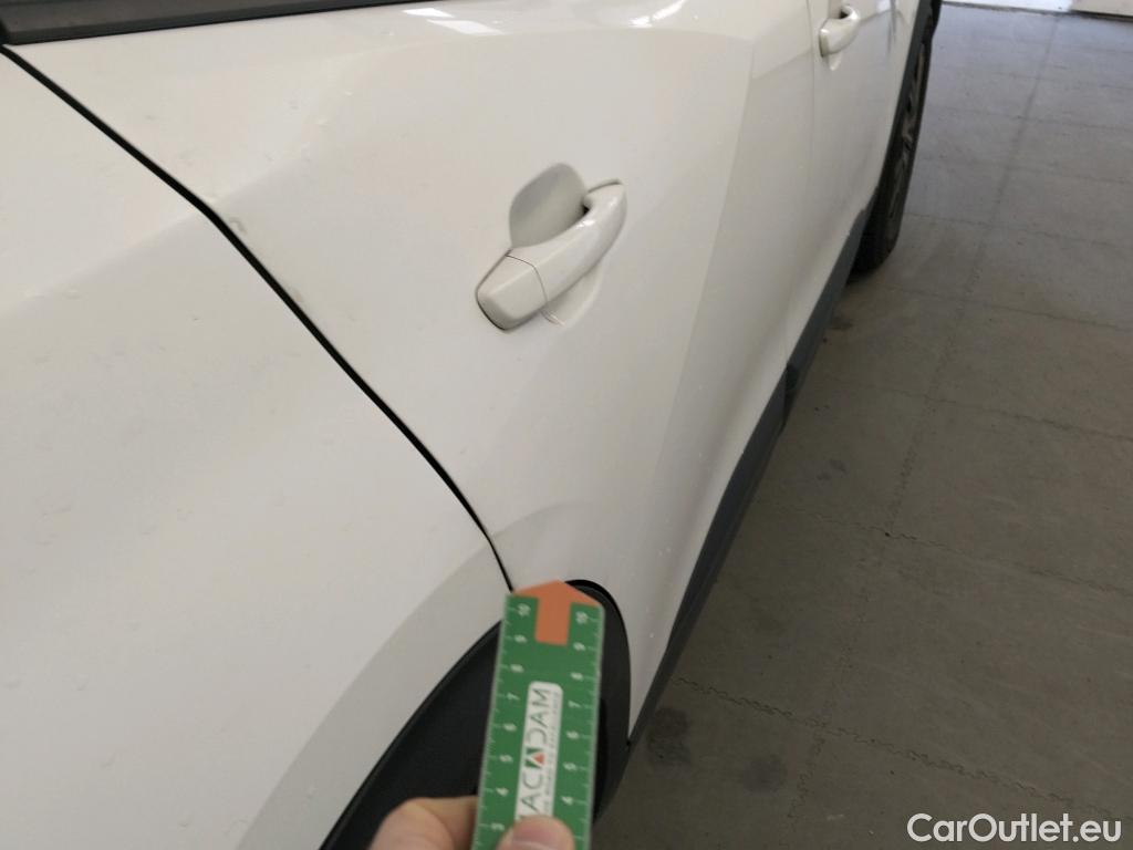  Peugeot  2008 PEUGEOT  / 2019 / 5P / todoterreno Active Puretech 100 S&S BVM6 #8