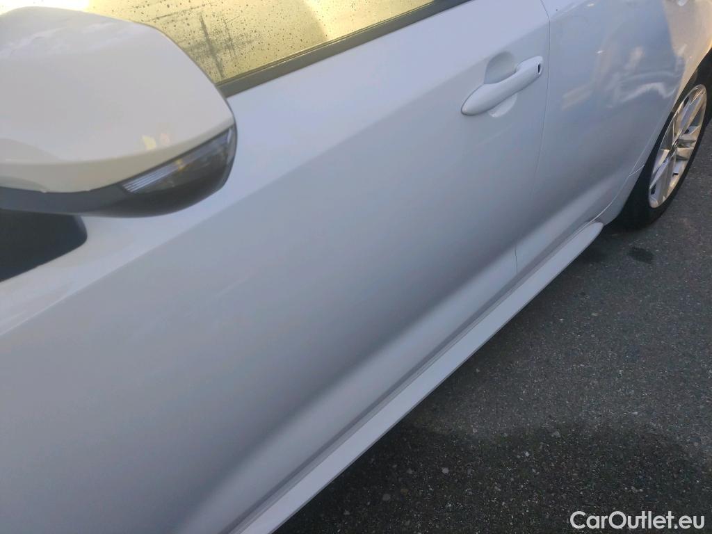  Toyota  Corolla TOYOTA  1.8 125H ACTIVE TECH E-CVT (CX) #1