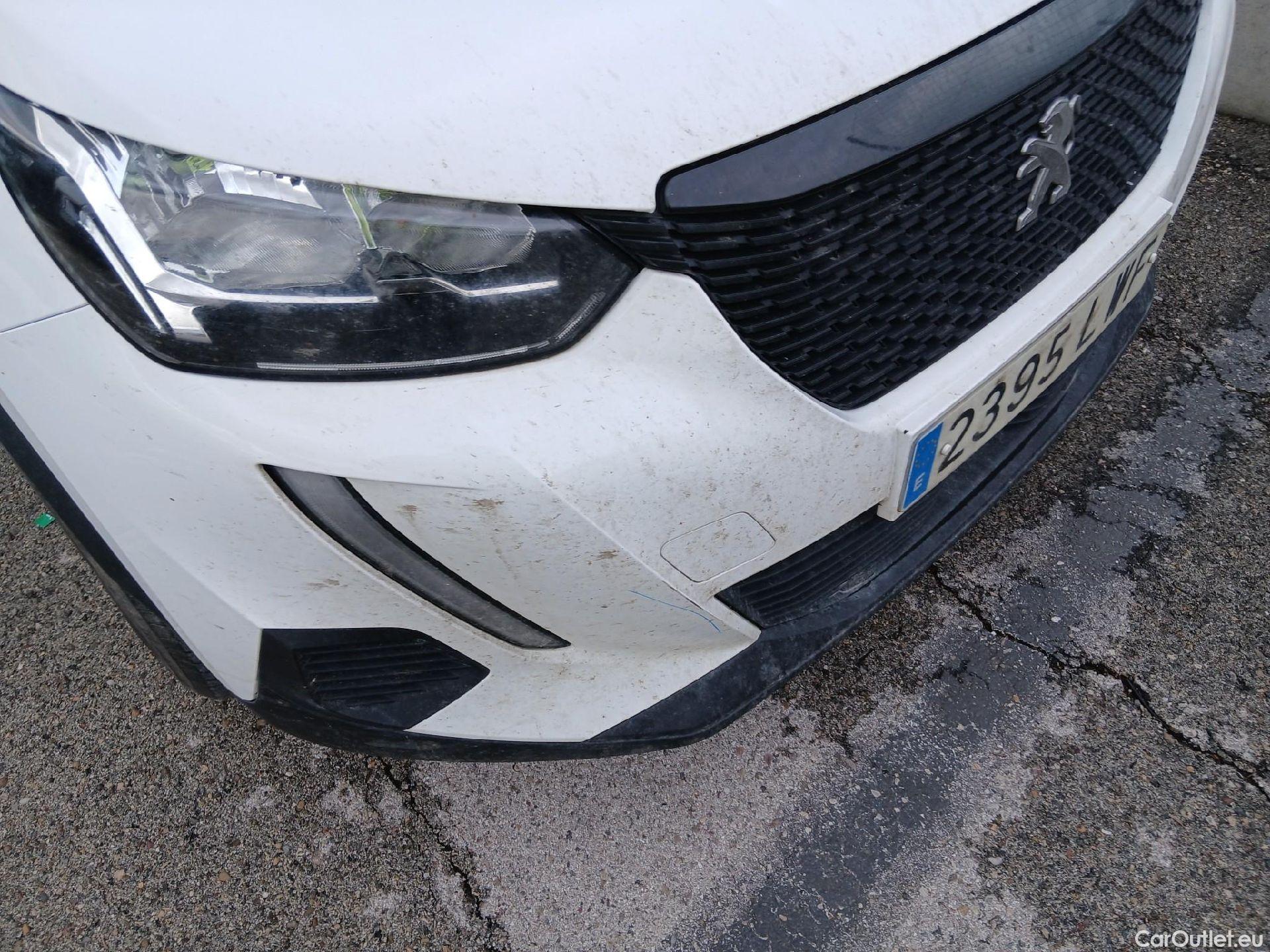  Peugeot  2008 PEUGEOT  / 2019 / 5P / todoterreno Active BlueHDI 81kW (110CV) #7