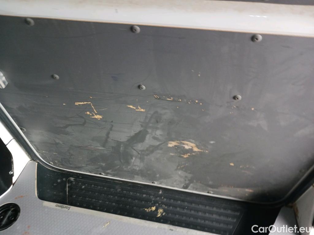  Land Rover  Discovery VOLKSWAGEN Transporter / 2020 / 4P / furgón Furgón Corto TN 2.0 TDI 110kW 4MO #18