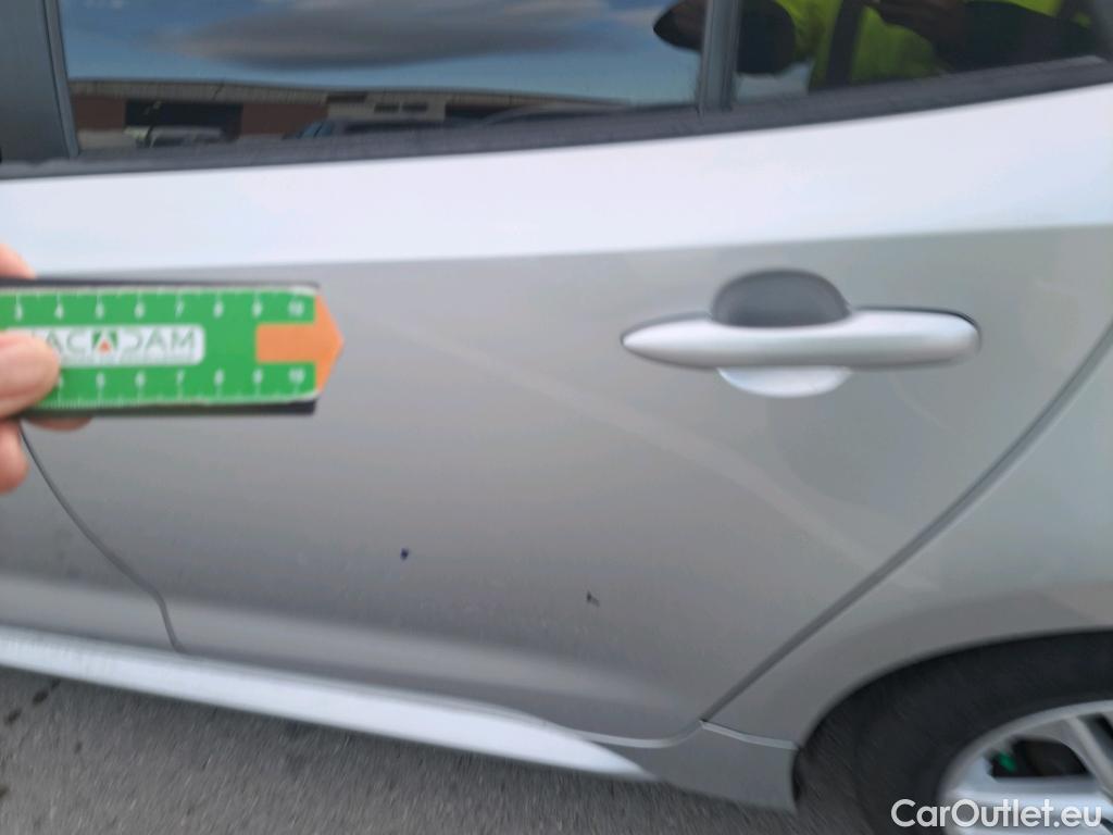  Toyota  Corolla TOYOTA  / 2019 / 5P / familiar 1.8 125H ACTIVE TECH E-CVT TOU SPORT #52