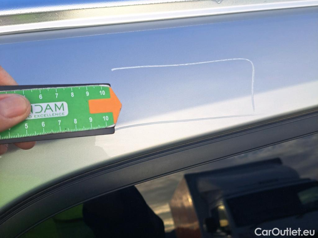  Toyota  Corolla TOYOTA  / 2019 / 5P / familiar 1.8 125H ACTIVE TECH E-CVT TOU SPORT #17