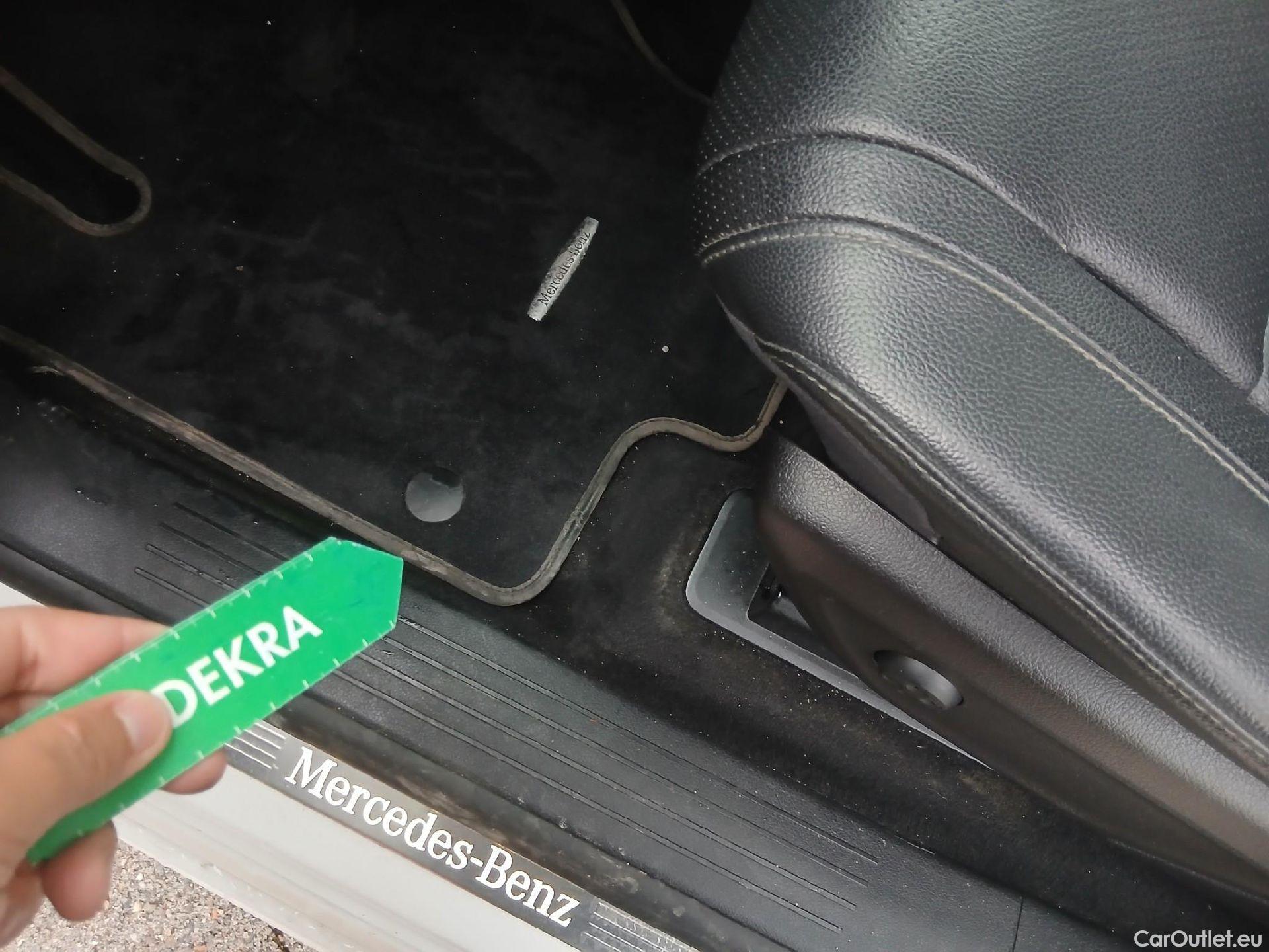  Mercedes  G-Klasee MERCEDES-BENZ GLE / 2018 / 5P / todoterreno GLE 300 d 4MATIC #3