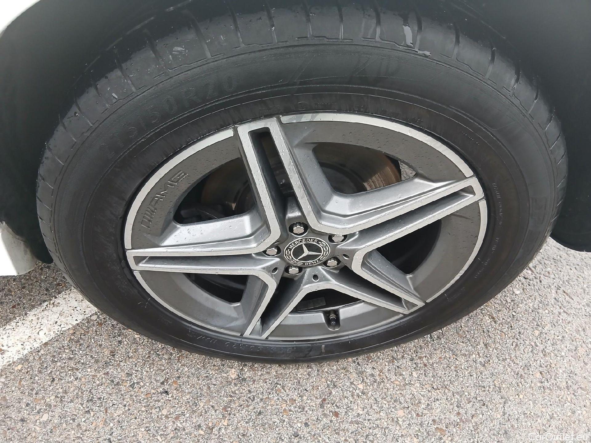  Mercedes  G-Klasee MERCEDES-BENZ GLE / 2018 / 5P / todoterreno GLE 300 d 4MATIC #11