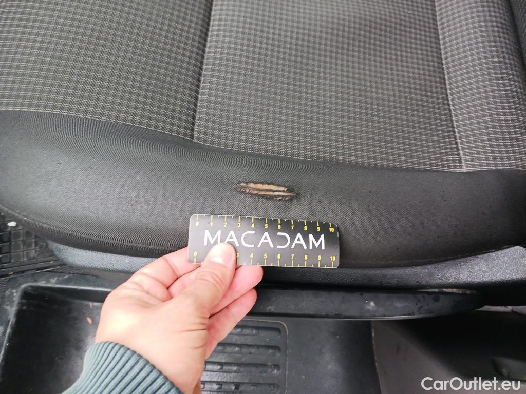  Land Rover  Discovery VOLKSWAGEN Transporter / 2020 / 4P / furgón Furgón Corto TN 2.0 TDI 110kW 4MO #8