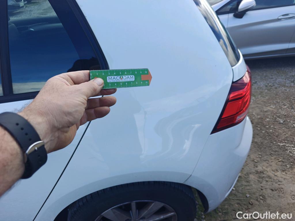  Volkswagen  Golf  VOLKSWAGEN / 2016 / 5P / berlina con portón Ready2Go 1.6 TDI 85kW (115CV) #1