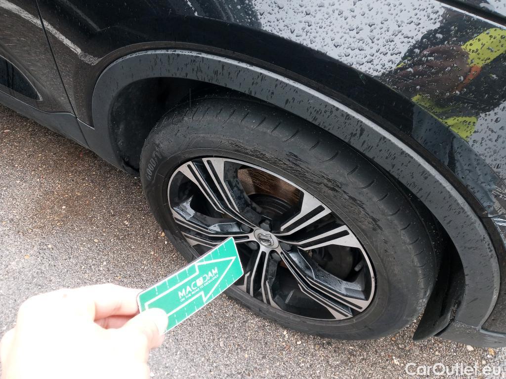  Volvo  XC 40 VOLVO XC40 / 2017 / 5P / todoterreno 1.5 T5 Twin Recharge Inscription Auto #35