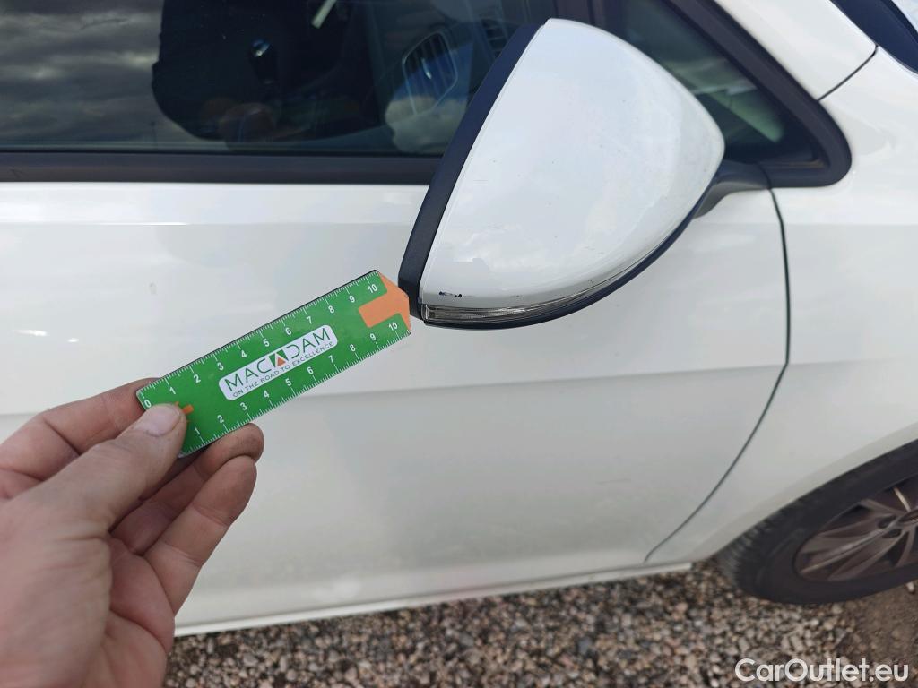  Volkswagen  Golf  VOLKSWAGEN / 2016 / 5P / berlina con portón Ready2Go 1.6 TDI 85kW (115CV) #23