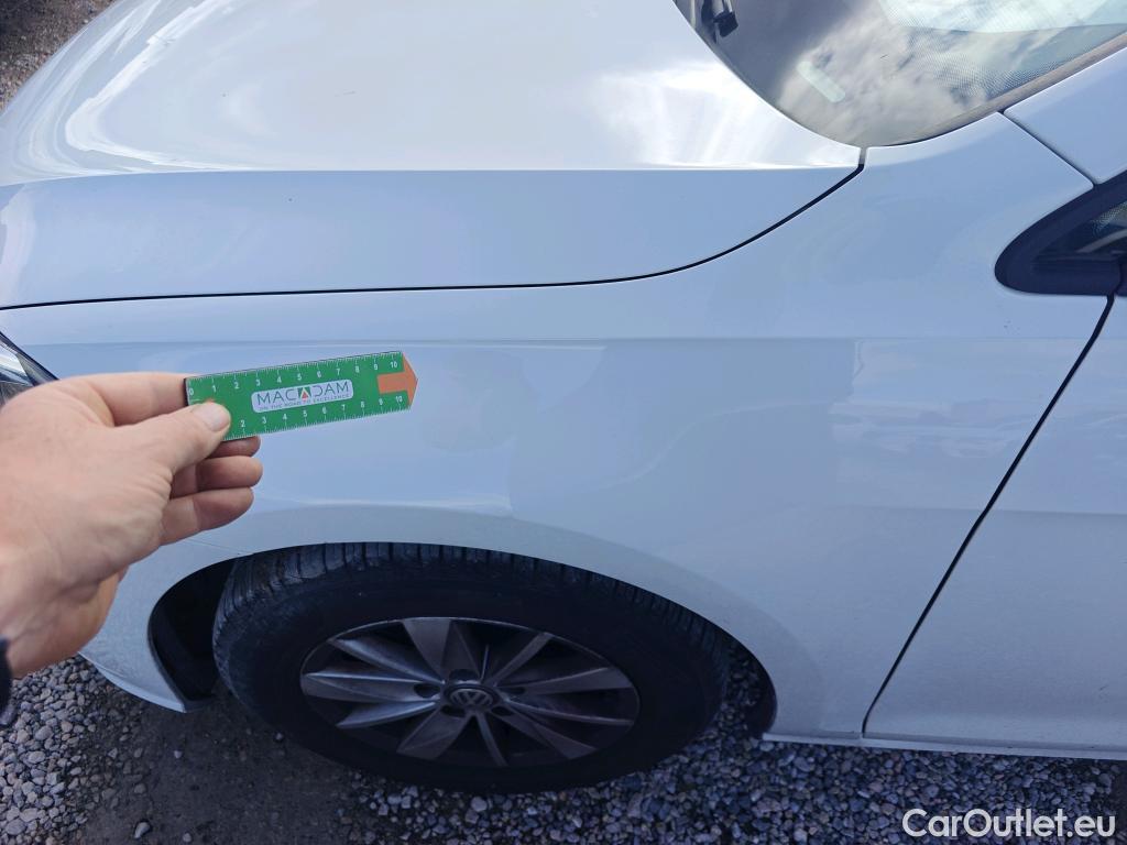  Volkswagen  Golf  VOLKSWAGEN / 2016 / 5P / berlina con portón Ready2Go 1.6 TDI 85kW (115CV) #6