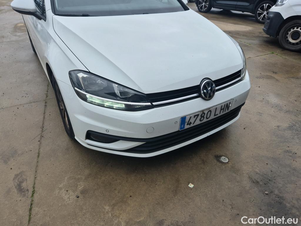  Volkswagen  Golf  VOLKSWAGEN / 2016 / 5P / berlina con portón Last Edition 1.6 TDI 85kW (115CV) #26