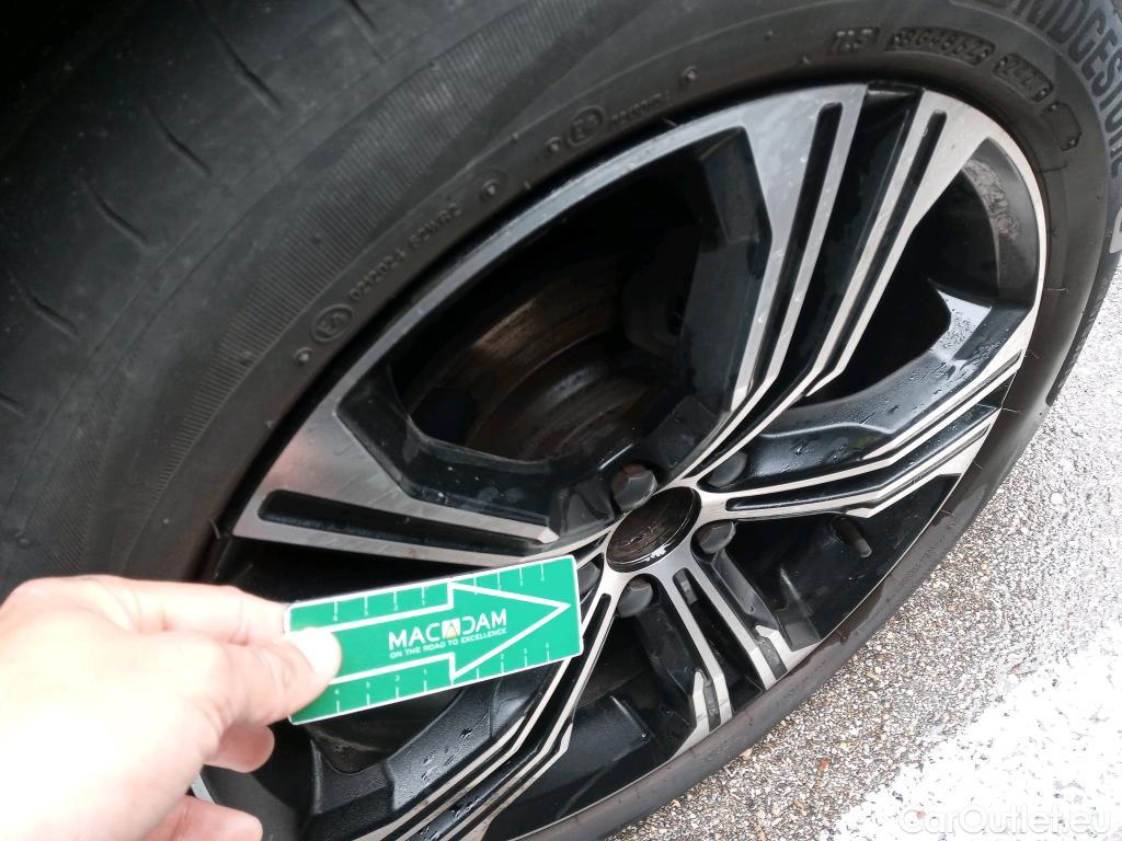  Volvo  XC 40 VOLVO XC40 / 2017 / 5P / todoterreno 1.5 T5 Twin Recharge Inscription Auto #29