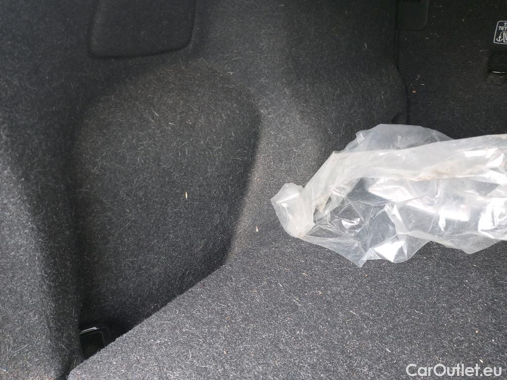  Volvo  XC 40 VOLVO XC40 / 2017 / 5P / todoterreno 1.5 T5 Twin Recharge Inscription Auto #14