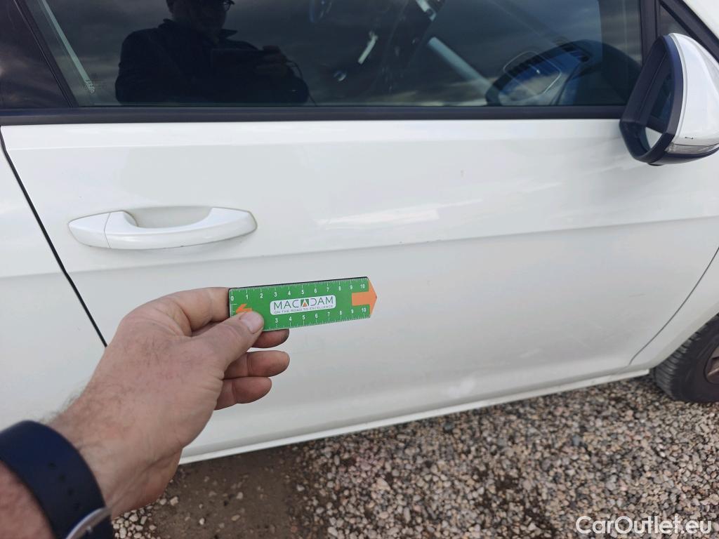  Volkswagen  Golf  VOLKSWAGEN / 2016 / 5P / berlina con portón Ready2Go 1.6 TDI 85kW (115CV) #10