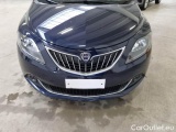  Lancia  Ypsilon LANCIA  ECOCHIC / 2015 / 5P / BERLINA 1.0 70CV FIREFLY HYBRID SeS SILVER #22