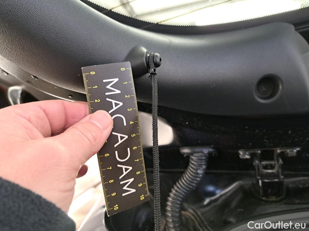  Peugeot  208  Affaire Premium Pack 1.2 80CV BVM5 E6dT #24