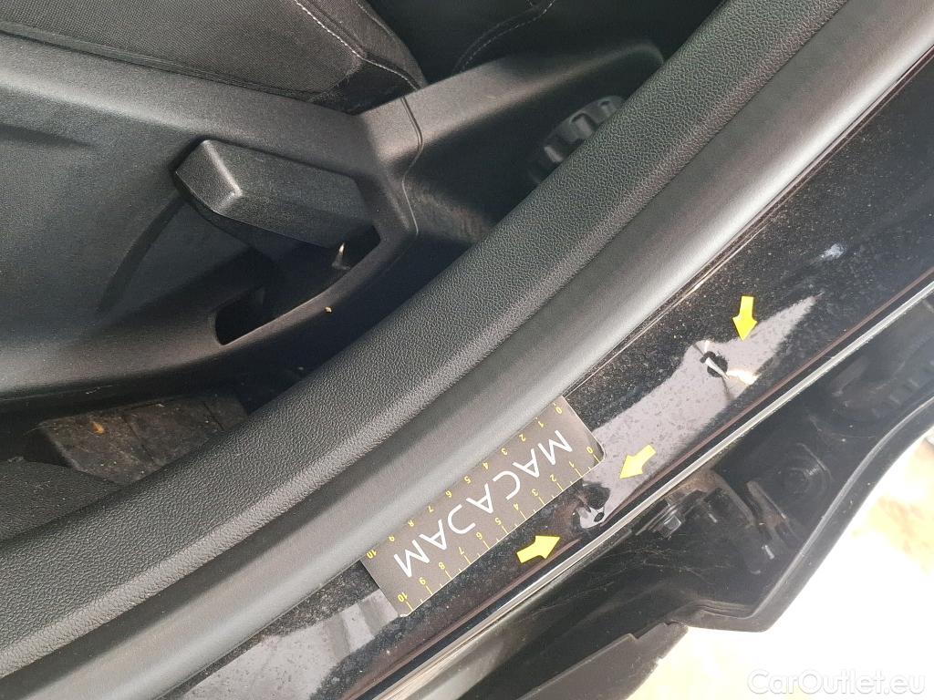  Ford  Kuga  Titanium Hybrid 2.5 190CV BVA6 E6dT #49