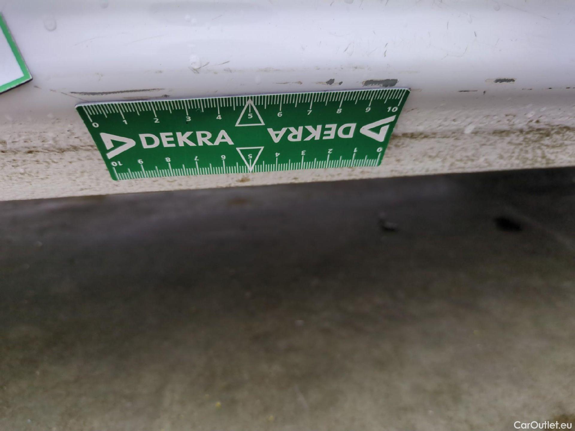  Peugeot  208  Active Business 1.2 80CV BVM5 E6dT #48