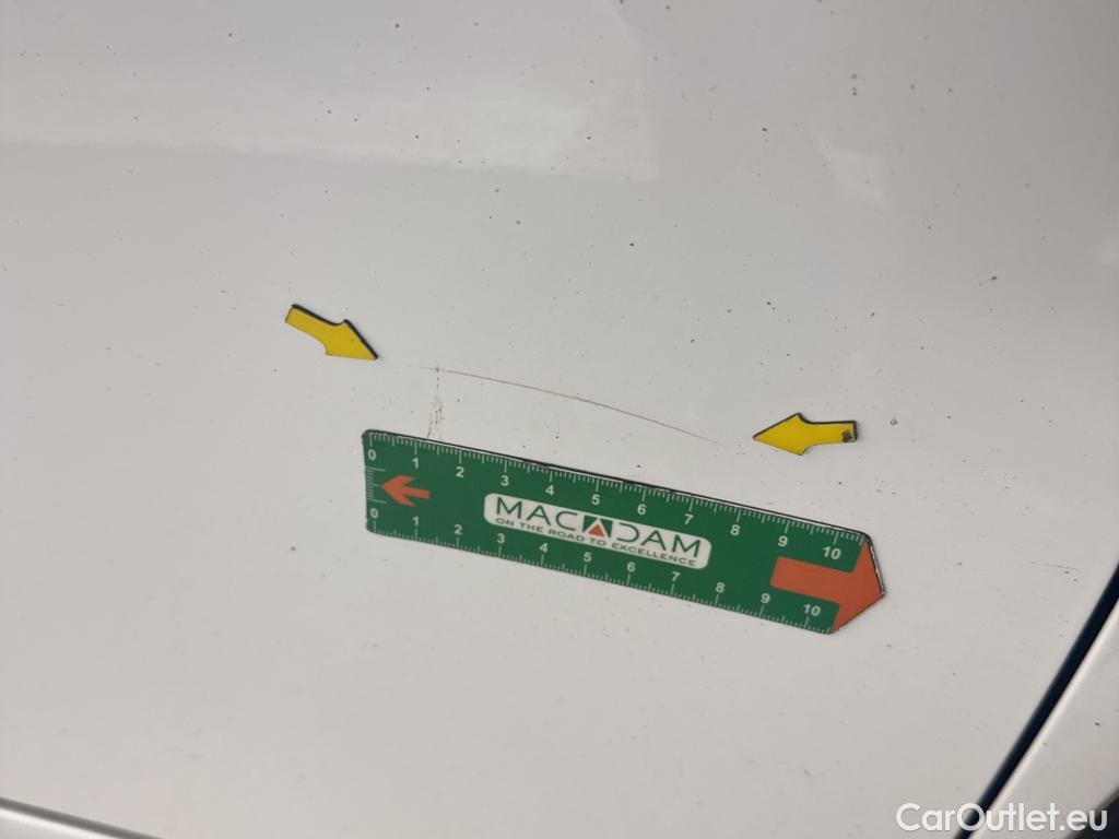  Peugeot  2008  Allure Pack 1.2 PureTech 130CV BVA8 E6d #4