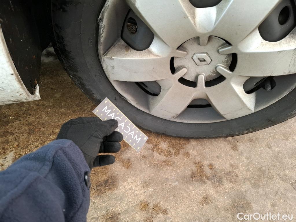  Renault  Kangoo  Express Grand Confort (L1) 1.5 dCi 90CV BVM5 E6 #58