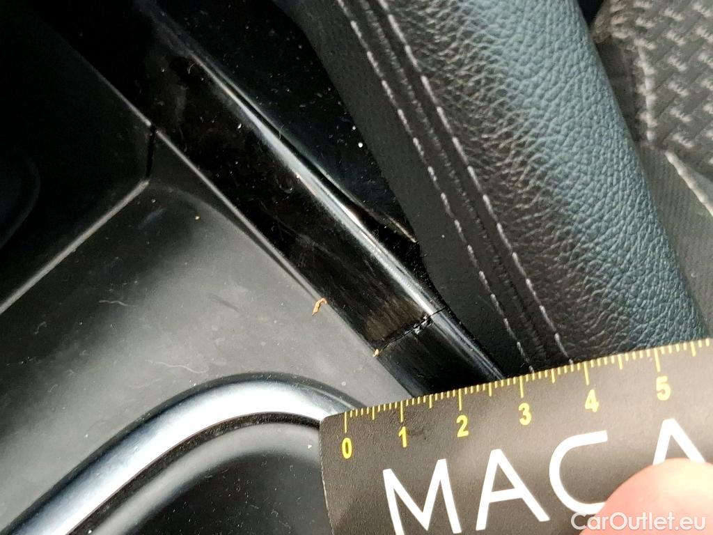  Renault  Kadjar  Zen 1.2 TCe 130CV BVA7 E6 #17