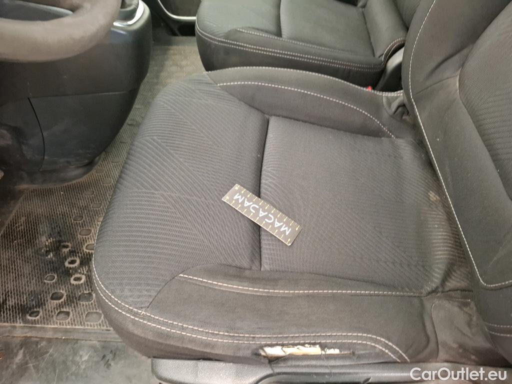  Renault  Trafic RENAULT  VU 4p Fourgon FG GCF L1H1 1000 dCi 95 E6 #8