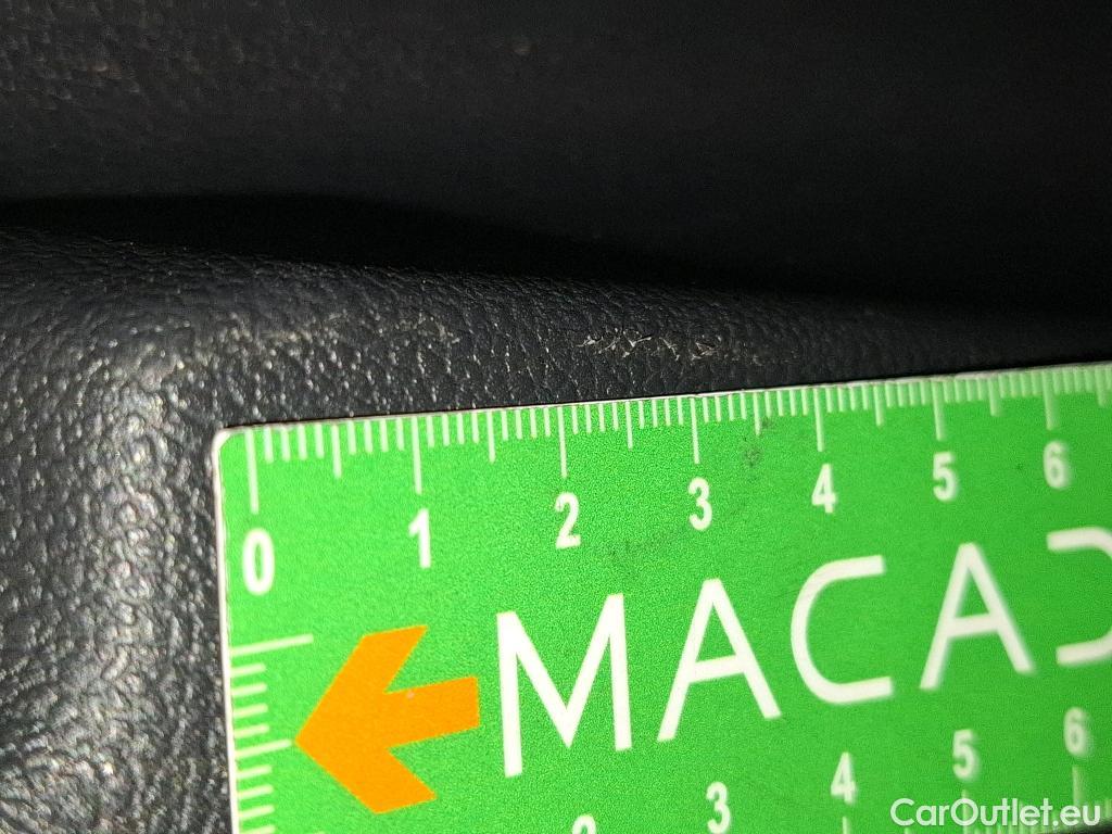  Volkswagen  Passat VOLKSWAGEN  SW / 2019 / 5P / Break 2.0 TDI 150 SCR DSG7 SW ELEGANCE #12