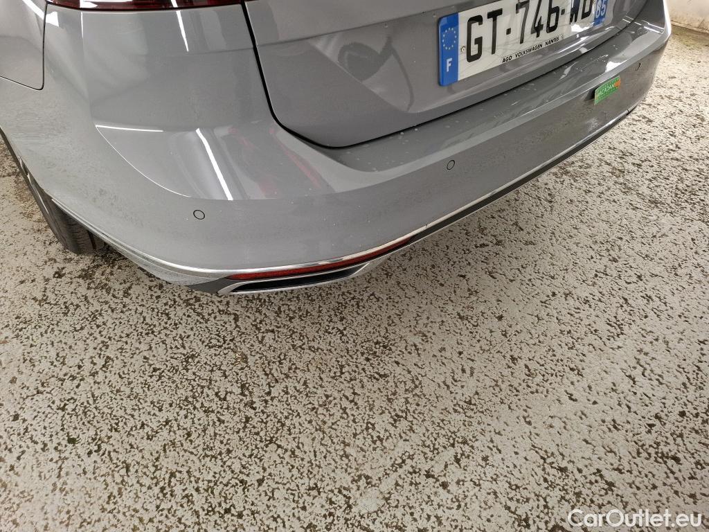  Volkswagen  Passat VOLKSWAGEN  SW / 2019 / 5P / Break 2.0 TDI 150 SCR DSG7 SW ELEGANCE #3