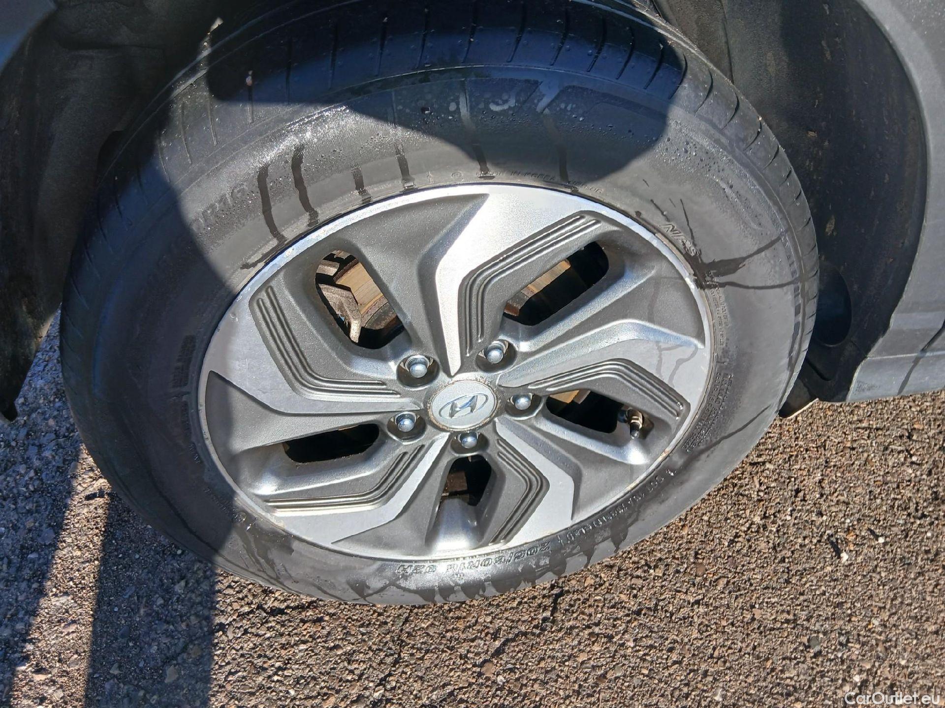  Hyundai  Konna HYUNDAI Kona / 2020 / 5P / todoterreno 1.6 GDI HEV Maxx DCT #12