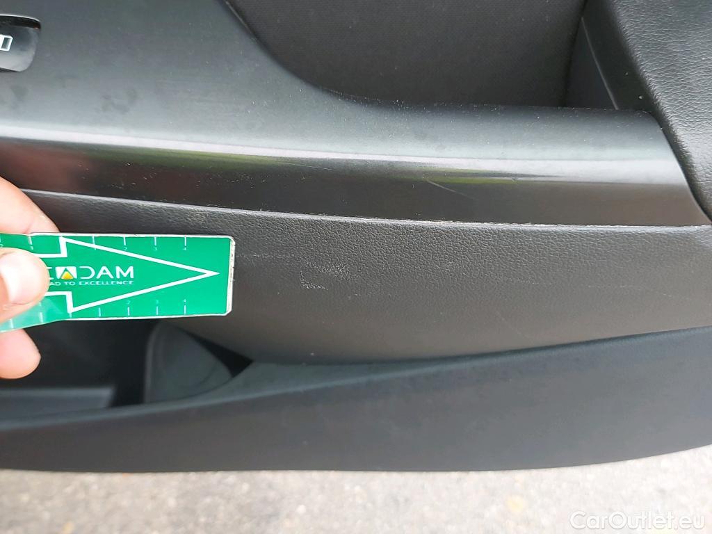  Hyundai  Konna HYUNDAI Kona / 2020 / 5P / todoterreno 1.6 GDI HEV Maxx DCT #33