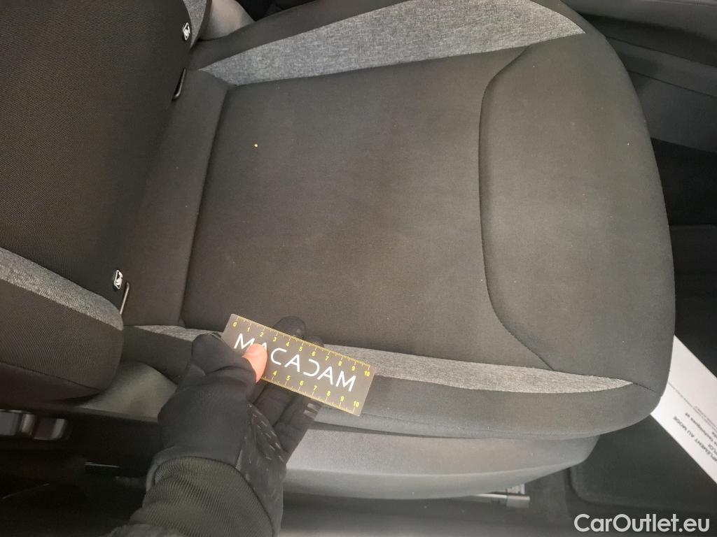  Skoda  Fabia SKODA  / 2021 / 5P / Berline 1.0 MPI 80 Active #17