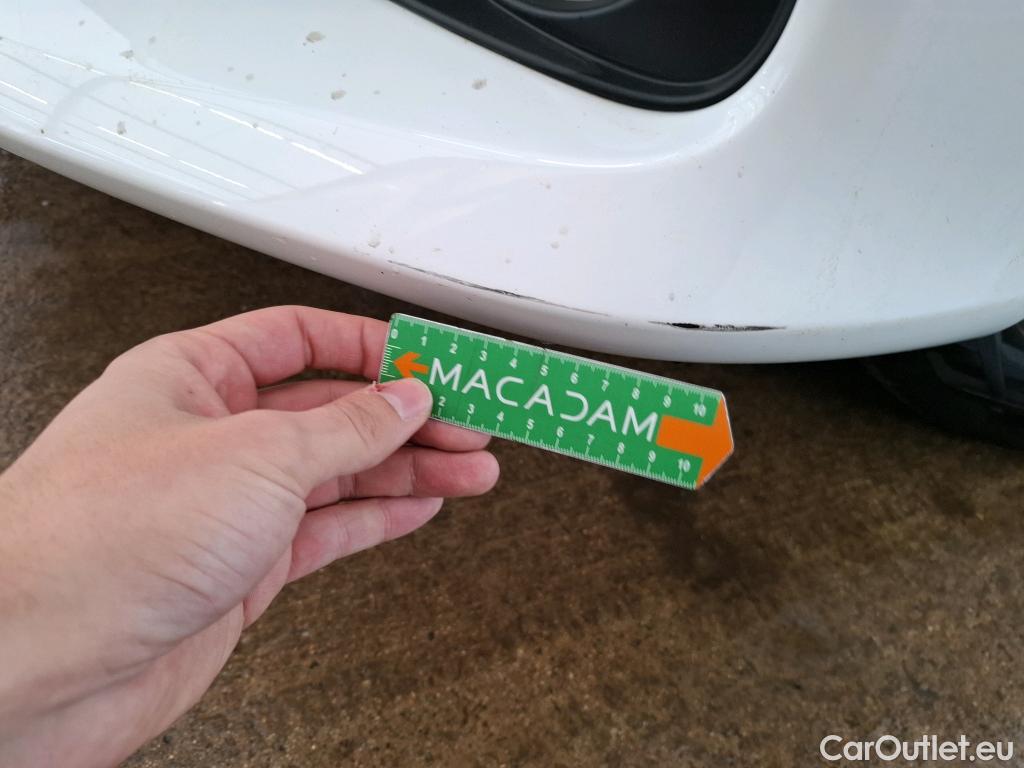  Toyota  Yaris TOYOTA  Hybride / 2019 / 5P / Berline Hybride 116h Dynamic Business Beyond Zer #23