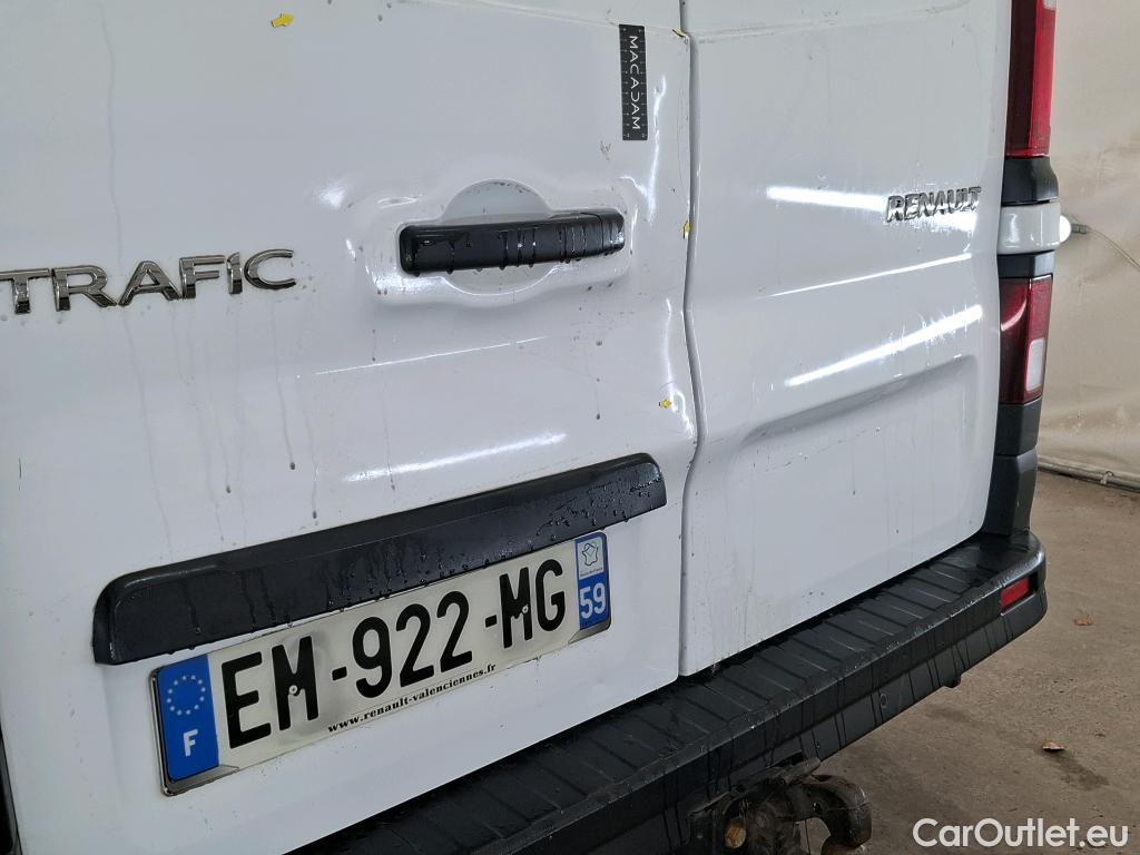  Renault  Trafic RENAULT  VU 4p Fourgon FG GCF L1H1 1000 dCi 95 E6 #17