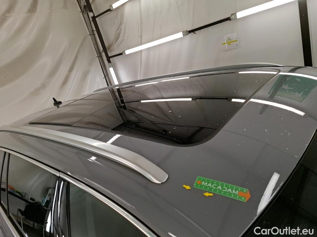  Volkswagen  Passat VOLKSWAGEN  SW / 2019 / 5P / Break 2.0 TDI 150 SCR DSG7 SW ELEGANCE #1