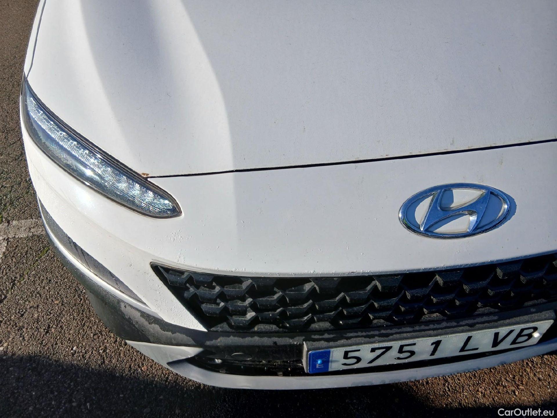  Hyundai  Konna HYUNDAI Kona / 2020 / 5P / todoterreno 1.6 GDI HEV Maxx DCT #1