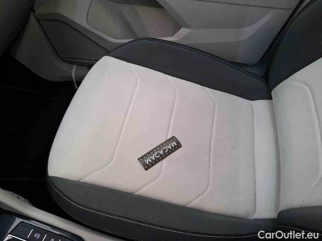  Volkswagen  Tiguan VOLKSWAGEN  / 2020 / 5P / SUV 2.0 TDI 150 DSG7 Elegance #33