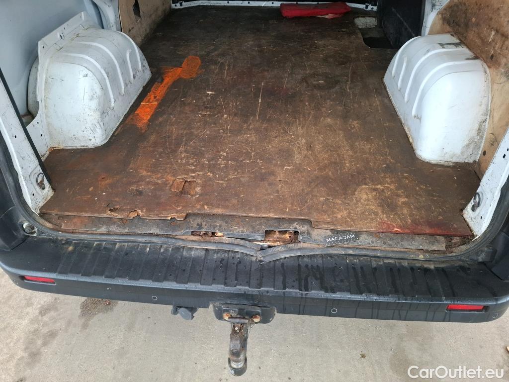  Renault  Trafic RENAULT  VU 4p Fourgon FG GCF L1H1 1000 dCi 95 E6 #23