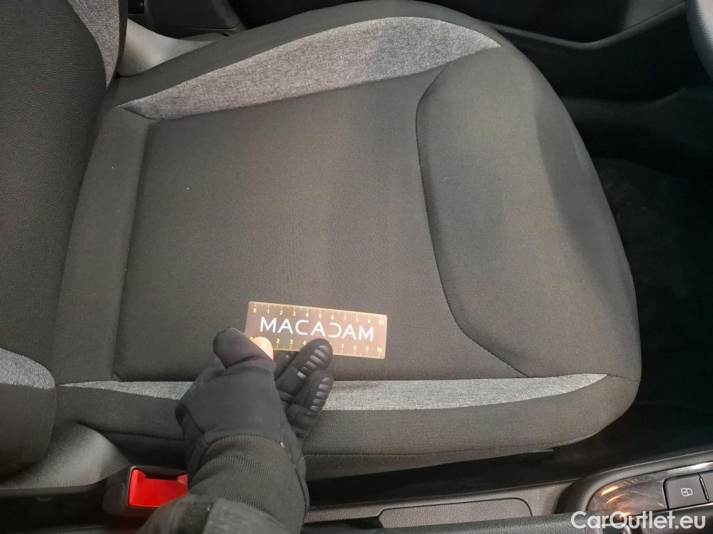  Skoda  Fabia SKODA  / 2021 / 5P / Berline 1.0 MPI 80 Active #18