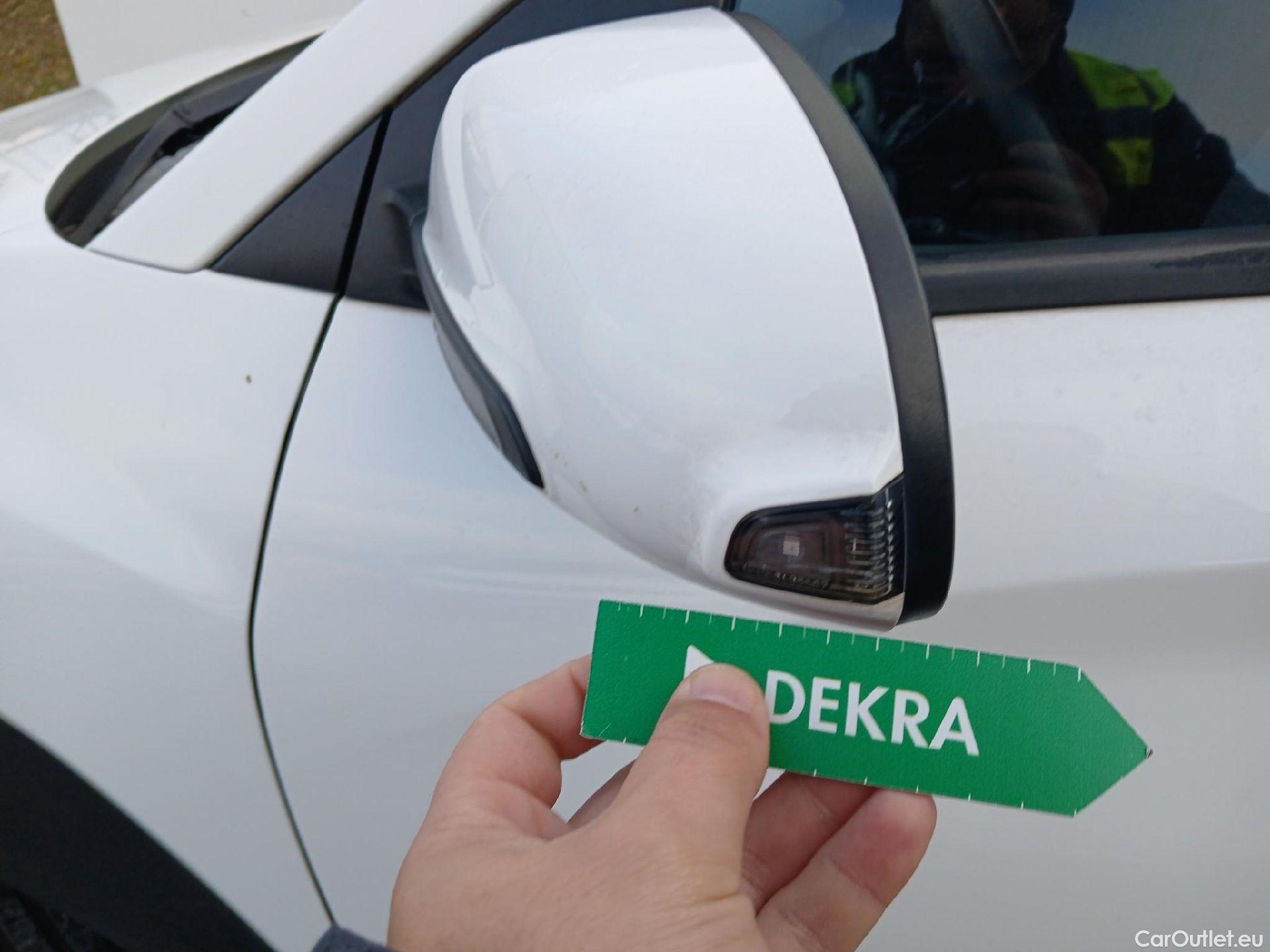  Hyundai  Konna HYUNDAI Kona / 2020 / 5P / todoterreno 1.0 TGDI Klass 4X2 #4