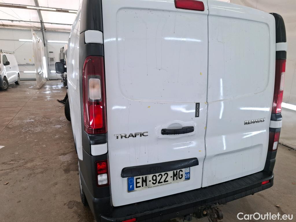  Renault  Trafic RENAULT  VU 4p Fourgon FG GCF L1H1 1000 dCi 95 E6 #15