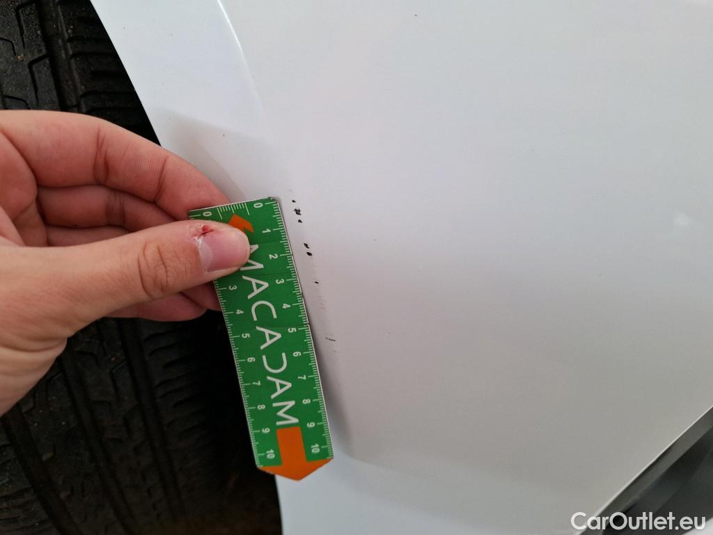  Toyota  Yaris TOYOTA  Hybride / 2019 / 5P / Berline Hybride 116h Dynamic Business Beyond Zer #22