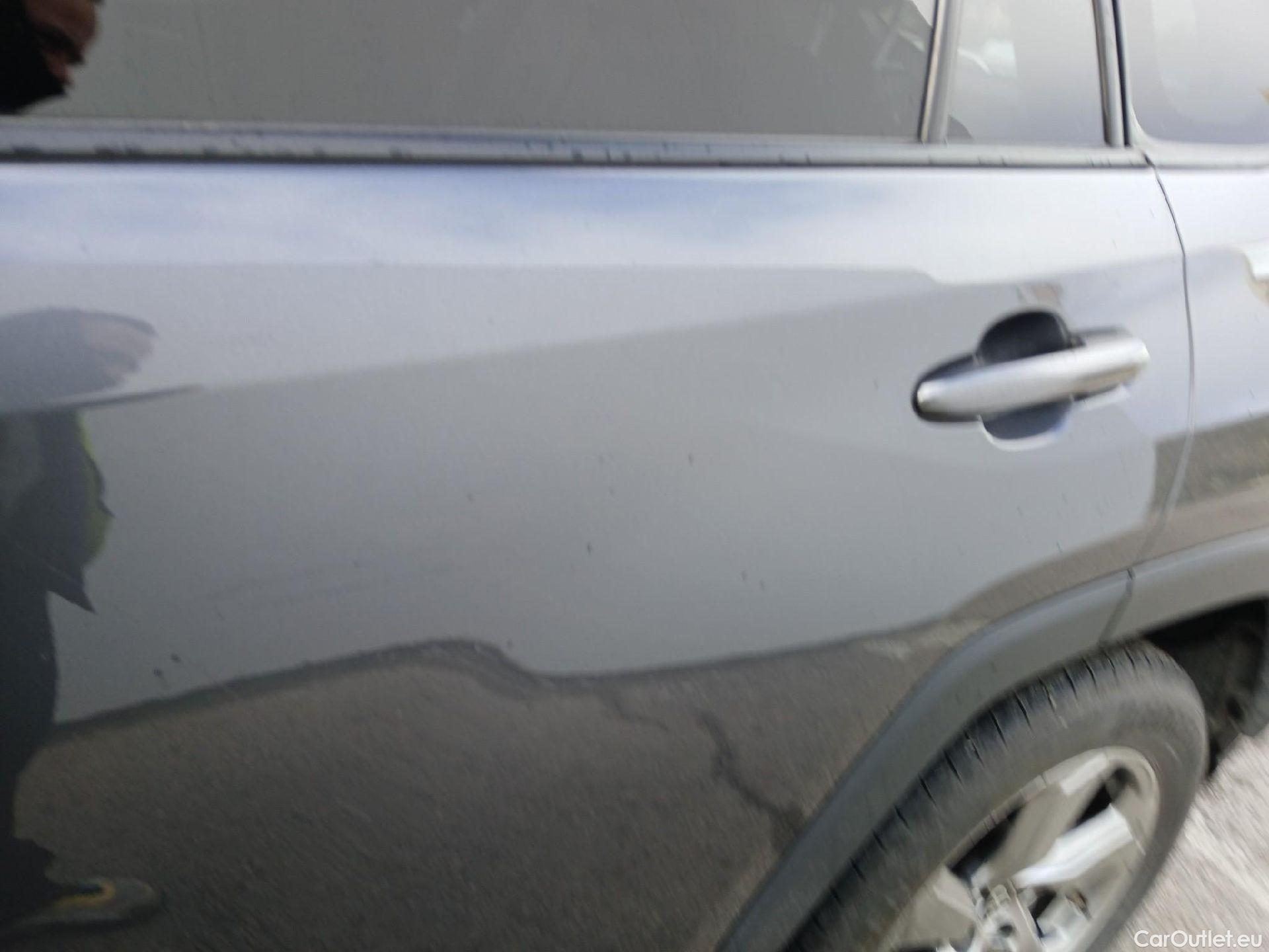  Toyota  RAV4 TOYOTA  / 2018 / 5P / todoterreno 2.5l 220H Advance #8