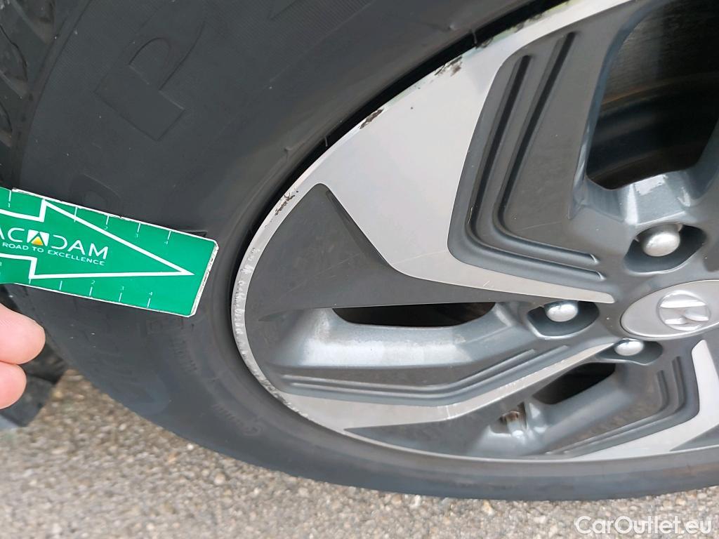  Hyundai  Konna HYUNDAI Kona / 2020 / 5P / todoterreno 1.6 GDI HEV Maxx DCT #4