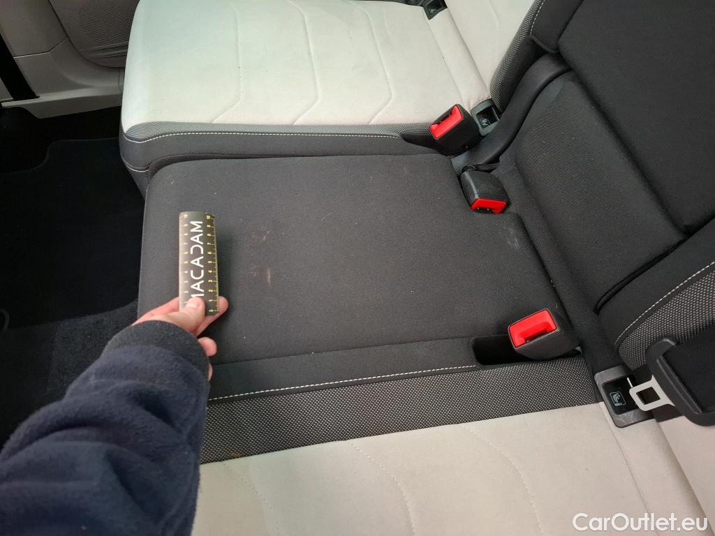  Volkswagen  Tiguan VOLKSWAGEN  / 2020 / 5P / SUV 2.0 TDI 150 DSG7 Elegance #39