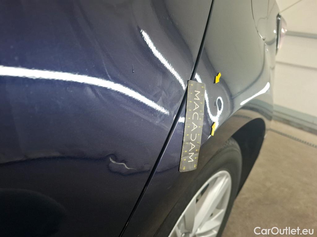  Toyota  Corolla TOYOTA  Touring Sports / 2018 / 5P / Break Hybride 122h Dynamic Business #8