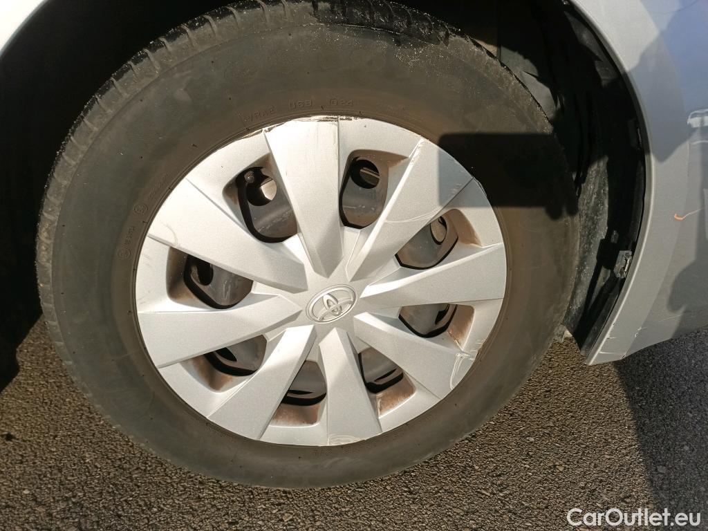  Toyota  Corolla TOYOTA  / 2019 / 5P / familiar 1.8 125H BUSINESS E-CVT TOURING SPORT #33