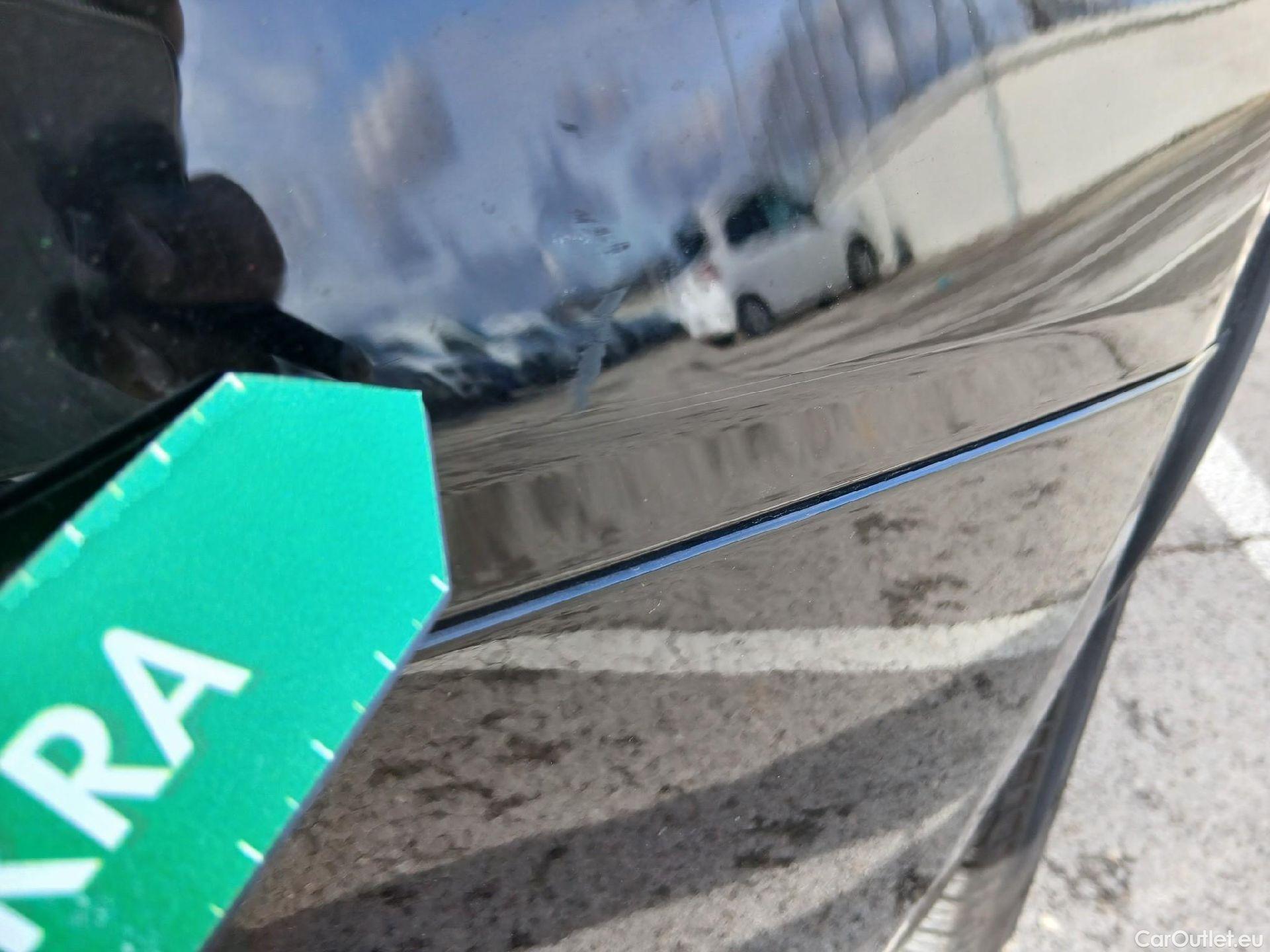  Land Rover  Range Rover Sport LAND ROVER  / 2022 / 5P / todoterreno 3.0 I6 PHEV 460 PS AWD Auto Dynamic SE #16