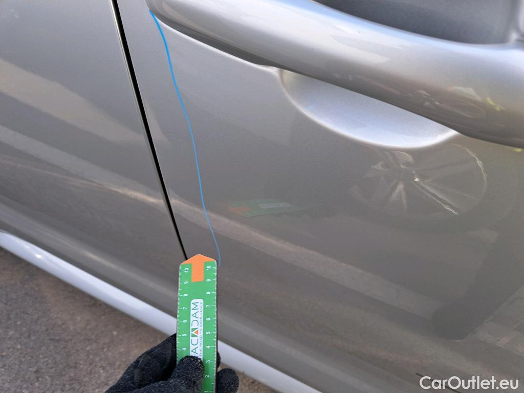  Toyota  Corolla TOYOTA  / 2019 / 5P / familiar 1.8 125H ACTIVE TECH E-CVT TOU SPORT #9