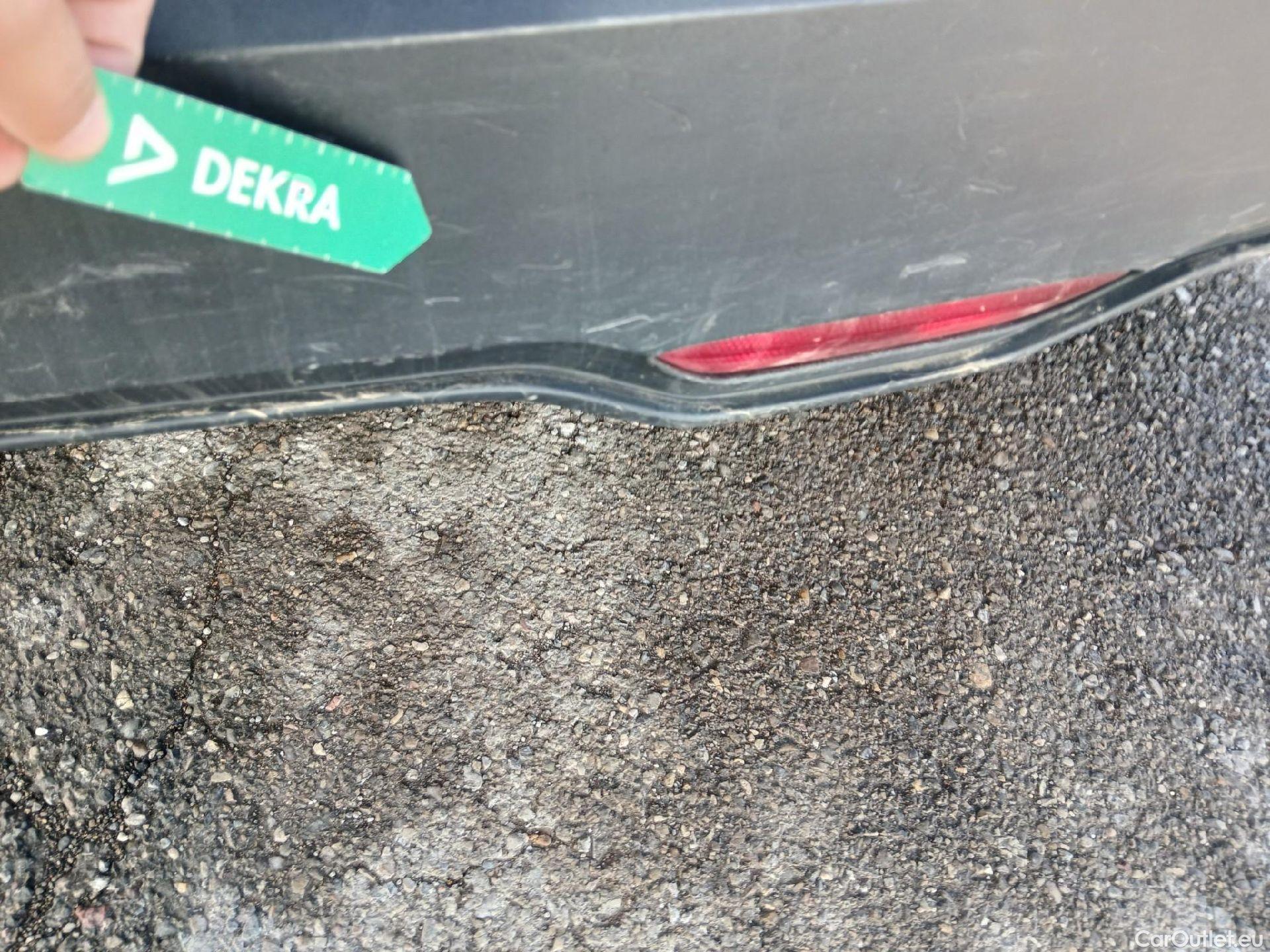  Toyota  C-HR TOYOTA  / 2019 / 5P / todoterreno 1.8 125H Advance #43